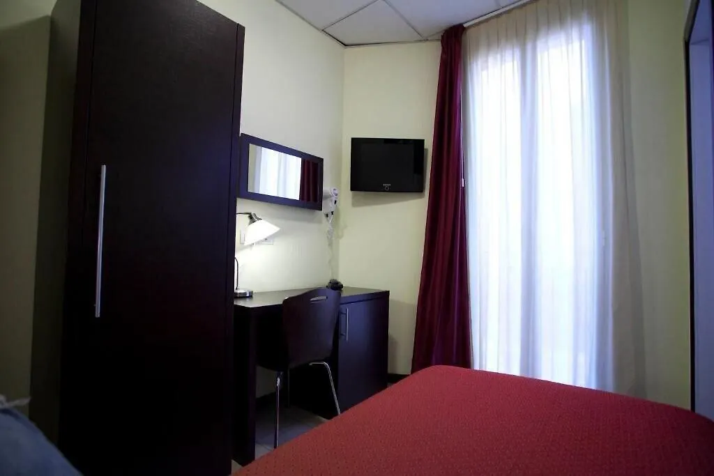 Hotel Alibi Rimini 3*,