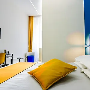  Guest house V10 - Vanvitelli 10 Italy